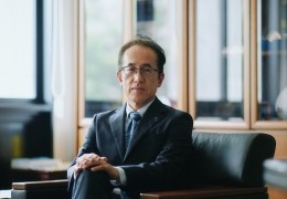 Head of Faculty of Advanced Science and Technology