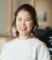 村川友美