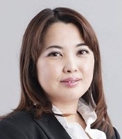 上條由紀子
